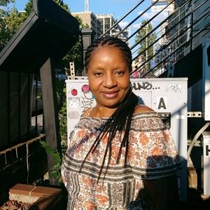 Meet your Posher, Dedra